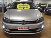 Begagnad VW Polo Comfortline 95 HK (69 kW) 2020 Silver Halvkombi