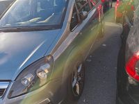 Usata Opel Zafira 2006 Grigio Monovolume