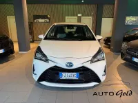 Usata Toyota Yaris Hybrid Cool 73 CV (53 kW) 2020 Other Berlina
