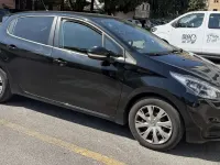 Usata Peugeot 208 Allure 102 CV (75 kW) 2019 Nero Utilitaria