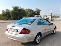 Usado Mercedes CLK270 Avantgarde 170 CV (125 kW) 2004 Gris Coupe