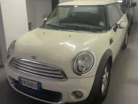 Usata Mini ONE 75 CV (55 kW) 2012 Bianco Utilitaria