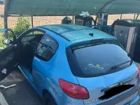 Usata Peugeot 206 75 CV (55 kW) 2001 Blu Berlina