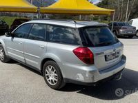 usata Subaru Outback 2.5i Lineartronic 4dventure