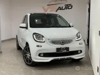 Usata Smart ForFour Brabus 109 CV (80 kW) 2018 Bianco Utilitaria