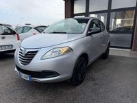 Usata Lancia Ypsilon Silver 86 CV (63 kW) 2014 Argento Utilitaria