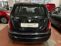 Usata Lancia Musa S 95 CV (69 kW) 2010 Nero Monovolume