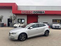 Usata Volvo V40 120 CV (88 kW) 2019 Grigio Berlina