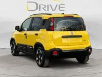 Nuova Fiat Panda Cross Cross 69 CV (50 kW) 2025 Giallo Utilitaria
