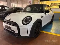 Usata Mini Cooper Essential 136 CV (100 kW) 2023 Perlato Utilitaria