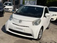 Usata Toyota iQ Sol 68 CV (50 kW) 2009 Bianco Utilitaria