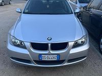Usata BMW 318 2008 Grigio Berlina