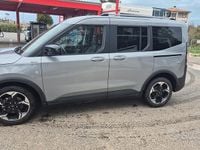 Begagnad Ford Tourneo Active 125 HK (91 kW) 2025 Grå Sedan