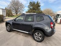 Usata Dacia Duster Ambiance 110 CV (80 kW) 2016 Verde SUV