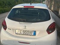 Gebraucht Peugeot 208 75 PS (55 kW) 2017 Kleinwagen