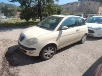 Usata Lancia Ypsilon 69 CV (50 kW) 2004 Beige Utilitaria