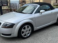 Usata Audi TT Roadster 150 CV (110 kW) 2002 Grigio Cabrio