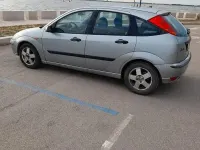 Usata Ford Focus 100 CV (73 kW) 2004 Grigio Berlina