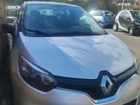 Usata Renault Captur 90 CV (66 kW) 2017 Grigio SUV