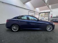 Usata Alfa Romeo Giulia Sprint 150 CV (110 kW) 2018 Blu scuro Berlina