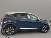 Usata Renault Captur Techno 140 CV (102 kW) 2023 Blu scuro SUV