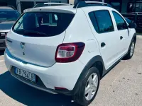 Usata Dacia Sandero Stepway 90 CV (66 kW) 2015 Bianco Berlina
