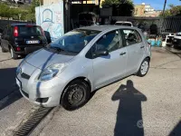Begagnad Toyota Yaris 69 HK (50 kW) 2011 Grå Halvkombi