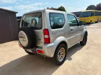 Usata Suzuki Jimny 80 CV (58 kW) 2005 Argento SUV