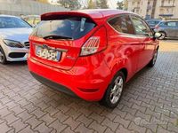 Usata Ford Fiesta Titanium 75 CV (55 kW) 2017 Rosso Utilitaria