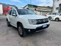 Usata Dacia Duster Lauréate 109 CV (80 kW) 2014 Bianco SUV