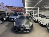 Usata Alfa Romeo Giulietta Distinctive 105 CV (77 kW) 2013 Grigio Utilitaria