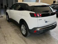 Usata Peugeot 3008 130 CV (95 kW) 2019 Bianco SUV
