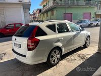Usata Kia Ceed 125 CV (91 kW) 2011 Bianco Utilitaria