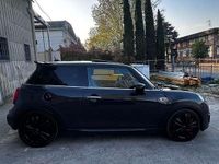 Begagnad Mini John Cooper Works 231 HK (169 kW) 2020 Halvkombi