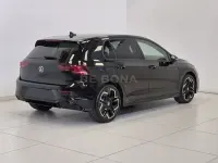 Nuova VW Golf VIII R-line Plus 116 CV (85 kW) 2026 Nero Utilitaria