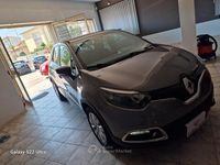 Occasion Renault Captur Iconic 90 ch (66 kW) 2015 Gris SUV