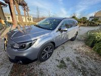Usata Subaru Outback 175 CV (128 kW) 2018 Argento Station wagon