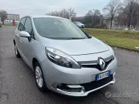 Usata Renault Scénic 110 CV (80 kW) 2014 Grigio Monovolume