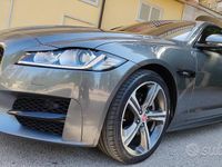 Usata Jaguar XF R-Sport 180 CV (132 kW) 2017 Grigio Berlina