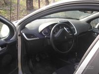 Usata Peugeot 207 88 CV (64 kW) 2006 Grigio Berlina