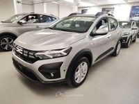 Usata Dacia Sandero Expression 91 CV (66 kW) 2024 Grigio lunare Berlina