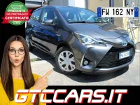 Usata Toyota Yaris Hybrid Style 73 CV (53 kW) 2019 Dark grey Berlina
