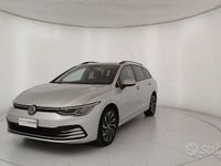 Usata VW Golf VIII Life 116 CV (85 kW) 2022 Grigio Station wagon