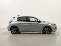 Usata Peugeot 208 Allure 101 CV (74 kW) 2025 Argento Utilitaria