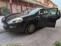 Usata Fiat Punto Easy 84 CV (61 kW) 2012 Nero Utilitaria