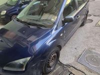 Usata Ford Focus Style 110 CV (80 kW) 2005 Blu/azzurro Station wagon