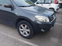 Usata Toyota RAV4 136 CV (100 kW) 2007 Grigio SUV