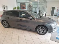 Usata Ford Focus ST 115 CV (84 kW) 2024 Grigio Berlina
