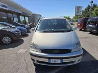 Usata Ford Galaxy Ghia 131 CV (96 kW) 2004 Argento Monovolume