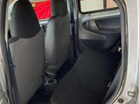 Usata Toyota Aygo Sol 68 CV (50 kW) 2008 Bianco Utilitaria